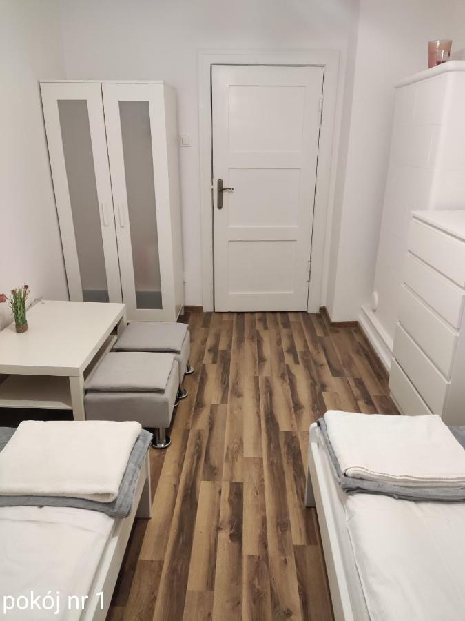 Apartamento Mieszkanie Blisko Targow Poznanskich Exterior foto